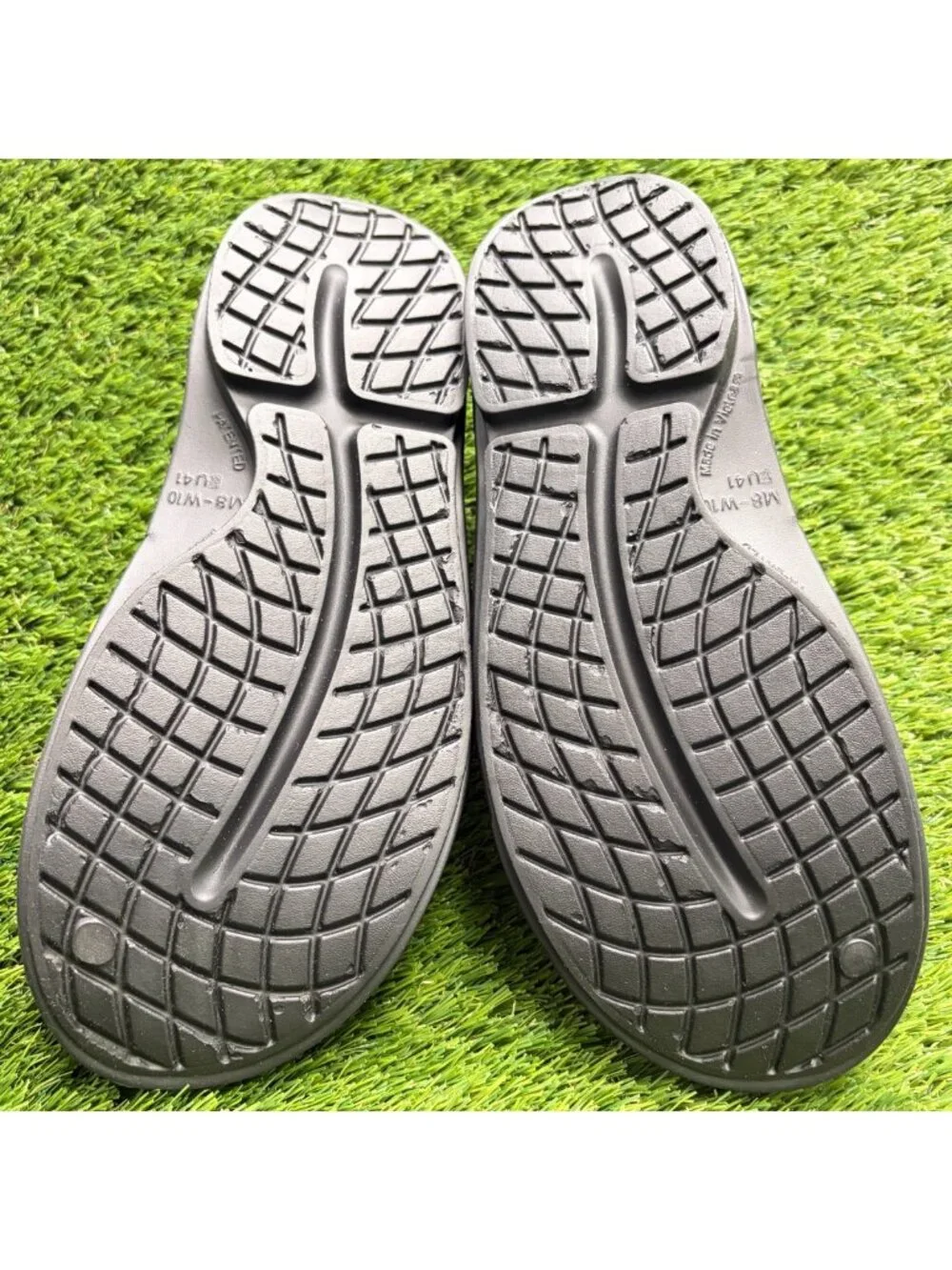 OOFOS OOcloog Clog Mens Size 8 Black Beach Outdoor Slip On Recovery Sandals